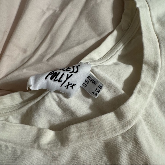 Princess Polly White Graphic Tee - Picture 4 of 9